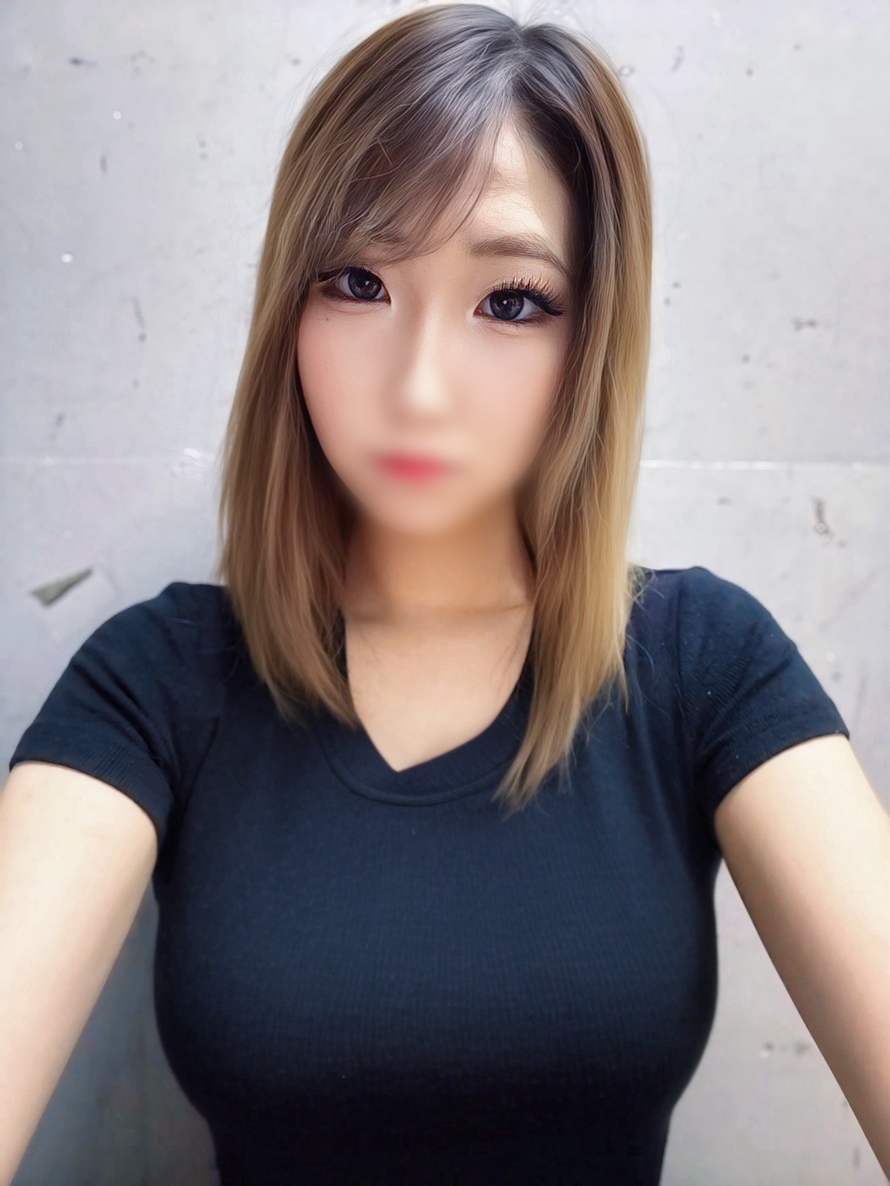 平仲　みな